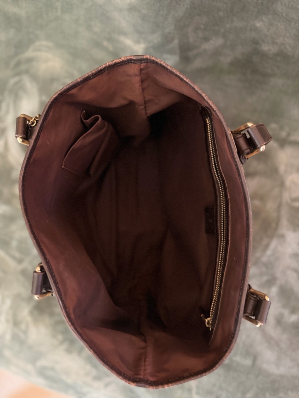 Authentic Gucci Sherry Line Tote - Picture 10 of 14